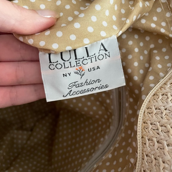 Lulla Collection Raffia Tote With Flowers - Picture 9 of 10